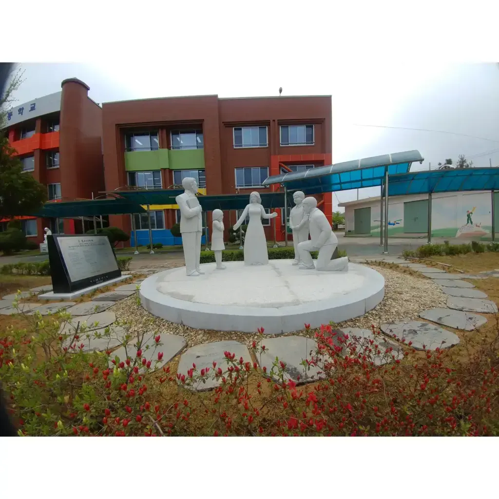 조형물 주변 경관조성공사 시공 사진
