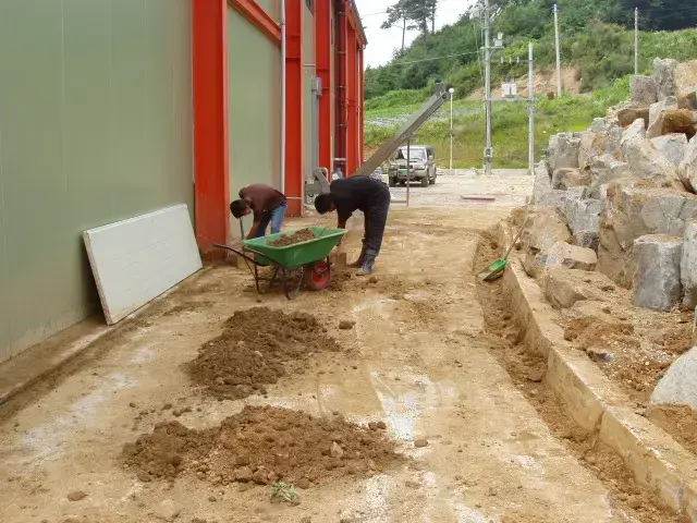 녹정원 주변 부대공사