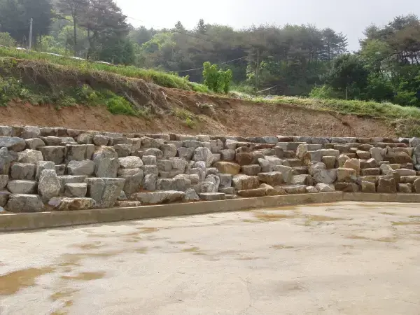 녹정원 주변 부대공사